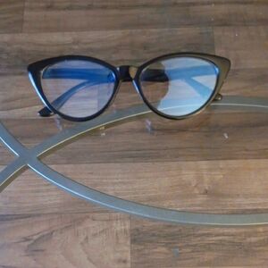 Chic Black Cat-Eye glasses.